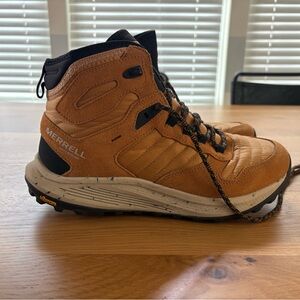 Merrell Men's Tan Outdoor Boots - barely worn